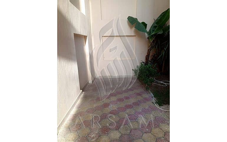 5 WhatsApp Image 2025-10-22 at 6.04. 27 PM (1). JPG