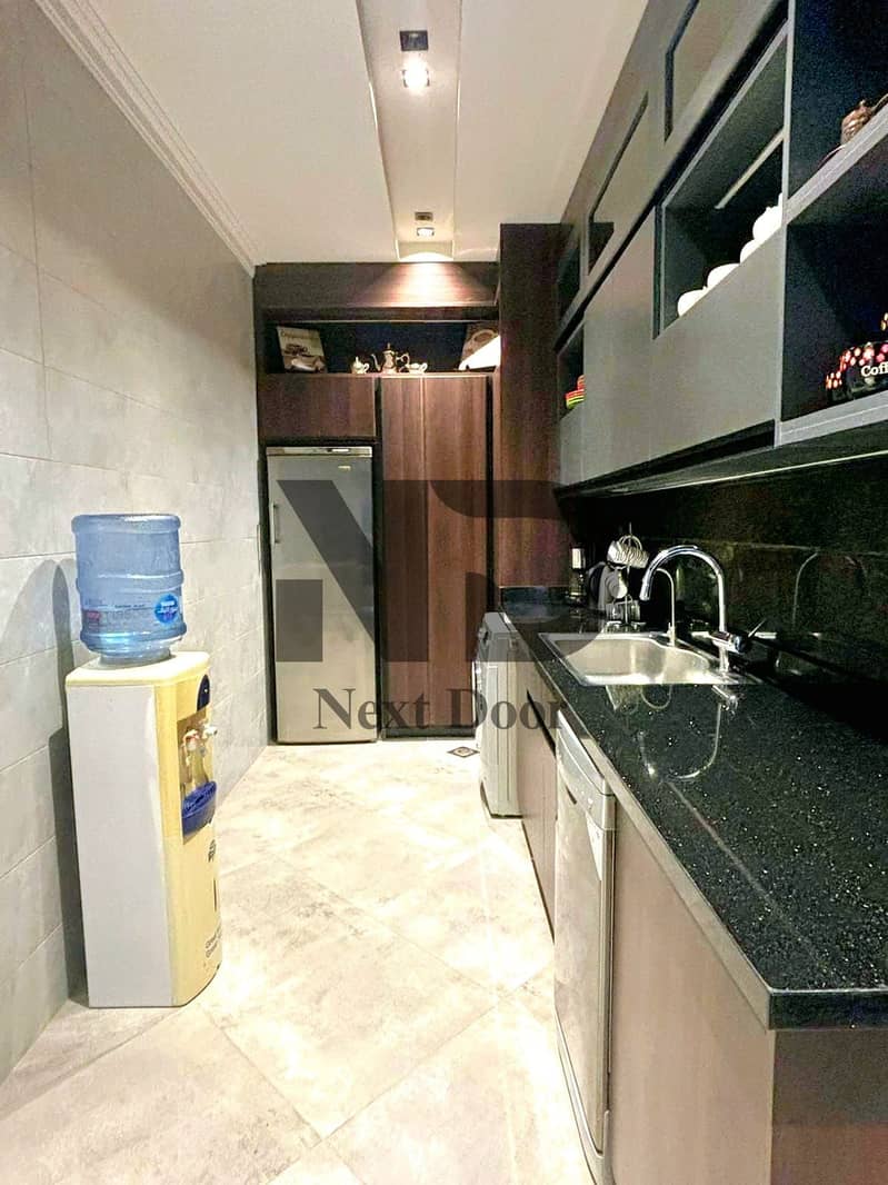 12 692f14338face_b8593967-4921-4602-8816-541357dc361f. jpg