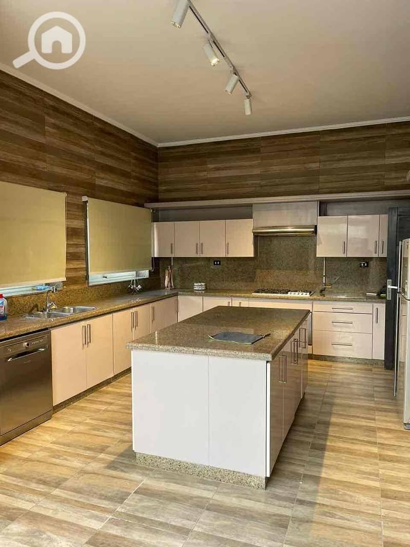 25 4a5c0752-8bb3-4f22-bdf3-7c0d7290448d. jpg