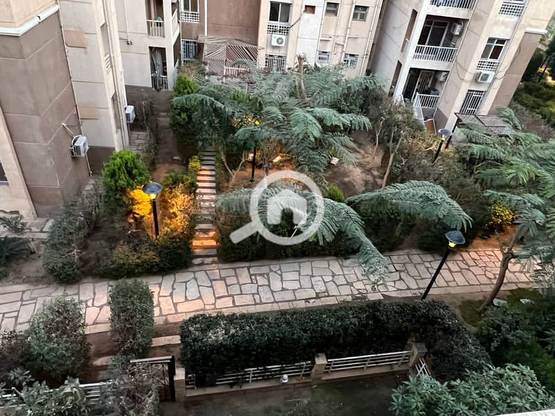 2 6b789d61-8f95-4b16-a311-2e9a65ce4f28. jpg