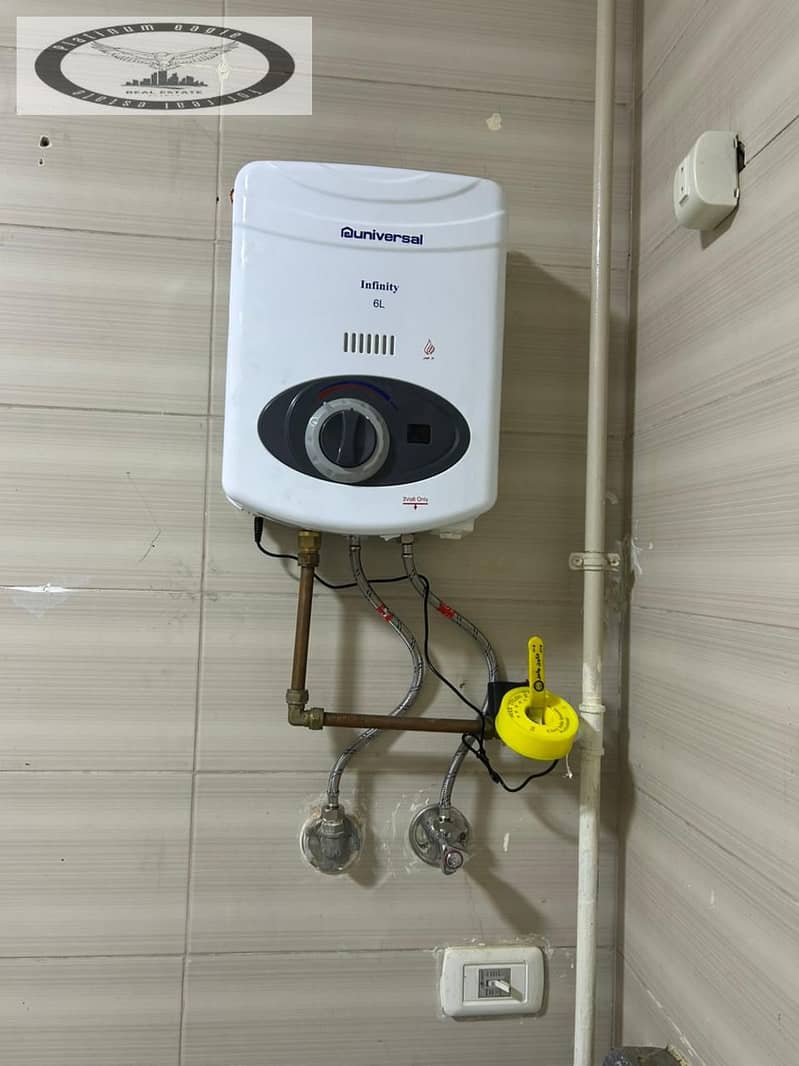 10 286df382-5d0c-45a4-b81a-289f9d965ecd. jpg