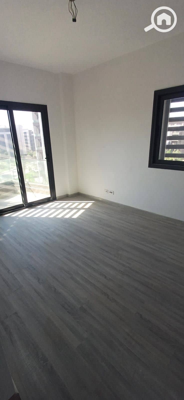 10 edf64360-0f8b-424f-b6c7-89cc8214e26c. jpg