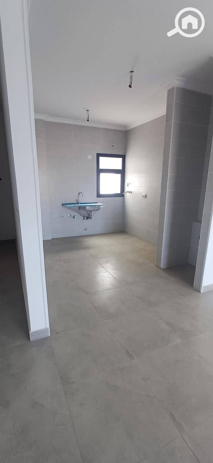 15 8415bcae-2507-4ea4-a4e6-a868a5f65af7. jpg