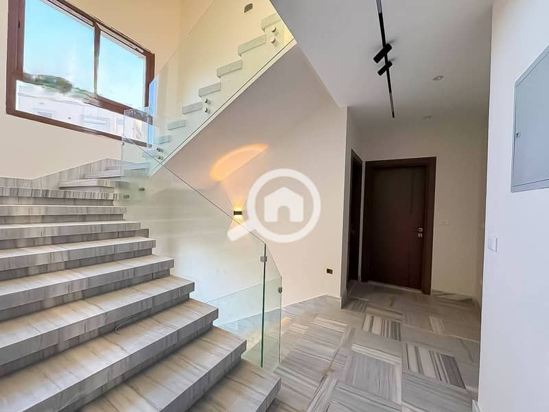 9 598788851_1426303932873356_1892786712036620038_n. jpg