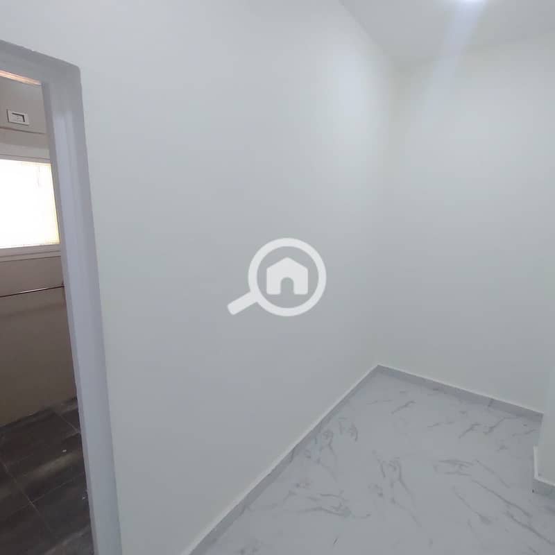 8 WhatsApp Image 2025-11-03 at 3.05. 01 PM. jpeg