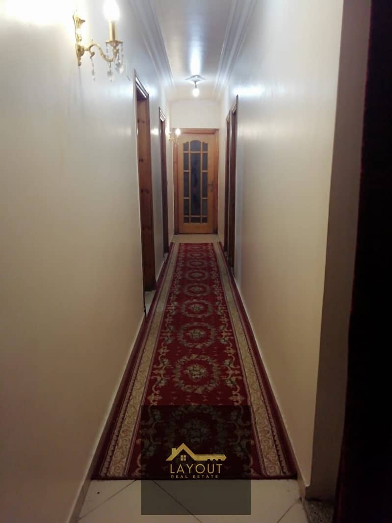 2 0528d960-d0bd-4391-93da-031f07d45033. jpg