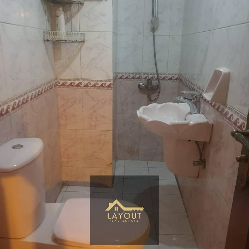 10 0dd37cf1-77a9-43d8-8109-f31208872ee2. jpg