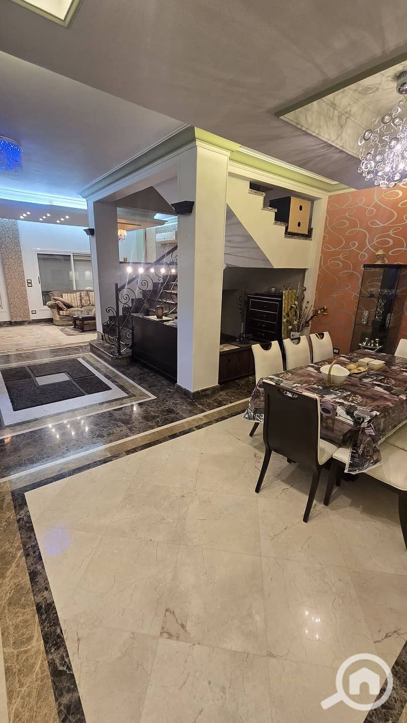 8 5749dcba-c7e3-40c0-ad57-4247c7130ecf. jpeg