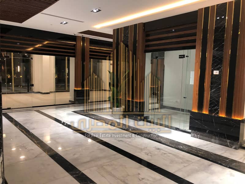 8 U600585 (10). jpeg