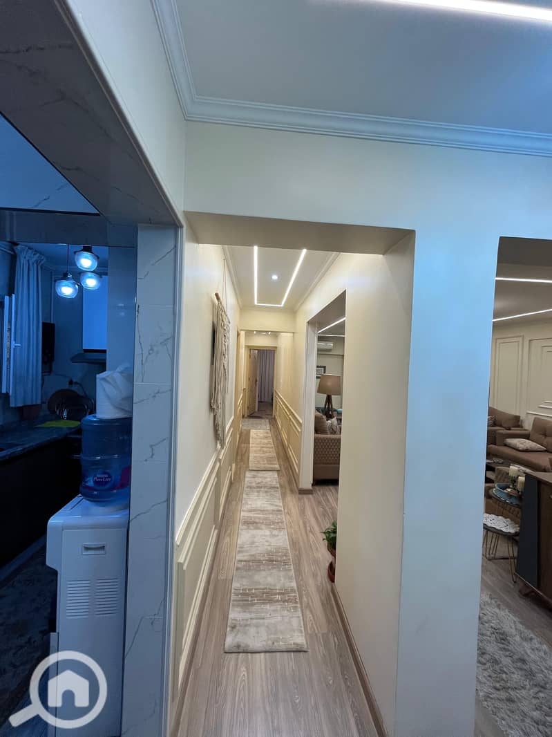 7 WhatsApp Image 2026-01-06 at 16.18. 16. jpeg