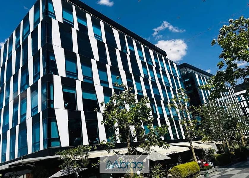 13 566218594_5060549064170255_241860329969879587_n. jpg