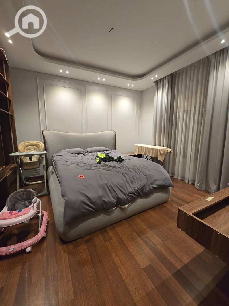 6 8c461a36-7dfe-4948-8f7d-42149a927ec2. jpeg