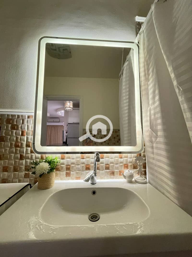 14 04bfd11a-786a-46d9-a6e8-b9c6d9fba0e8. jfif. jpg