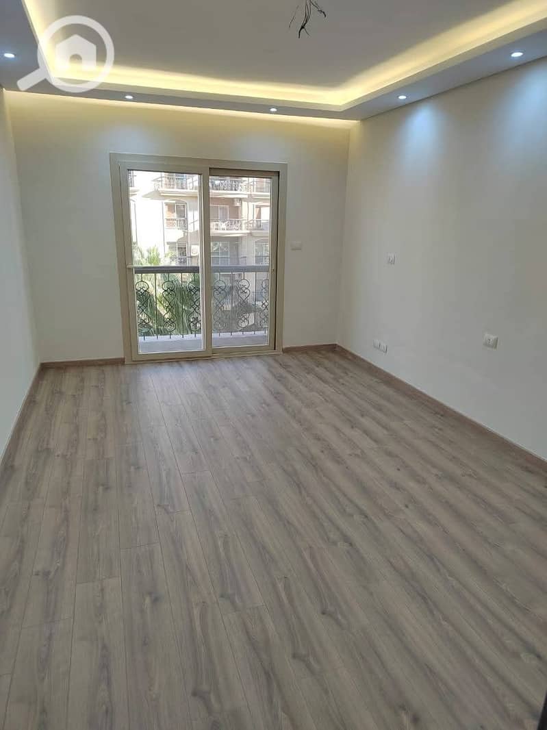 2 5bef19f4-73ca-4c92-bb55-5ab5dbae3db6. jpeg