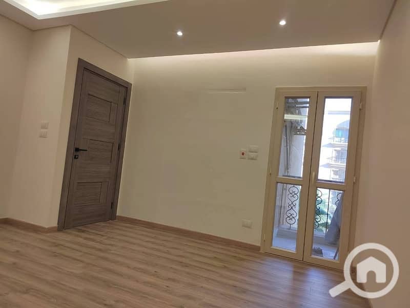 4 d9170a06-bf86-41b2-961f-3033079a8f77. jpeg