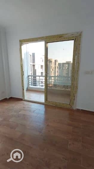 12 WhatsApp Image 2026-01-06 at 16.15. 43 (2). jpeg