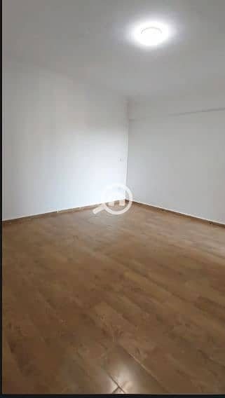 14 WhatsApp Image 2026-01-06 at 16.15. 43. jpeg