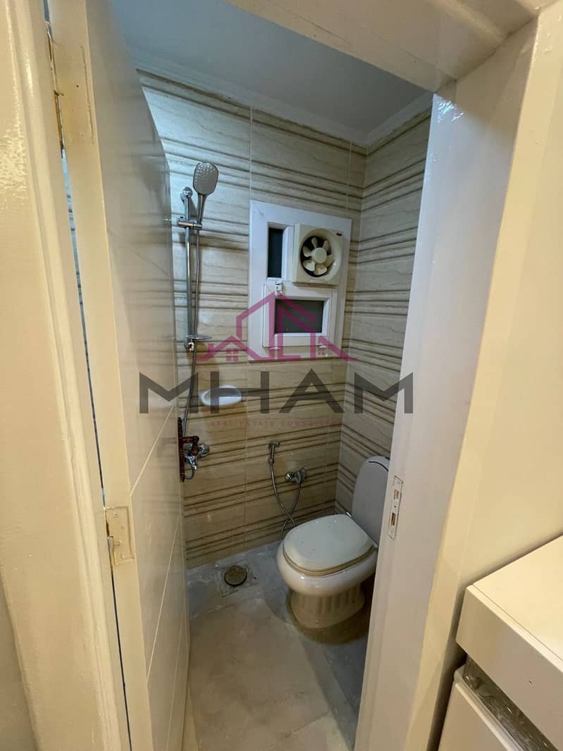 4 photo_5974176686016236405_y. jpg