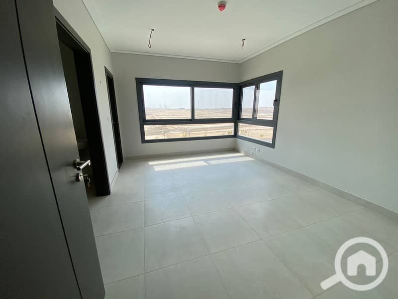 10 WhatsApp Image 2026-01-05 at 11.54. 49 PM. jpeg