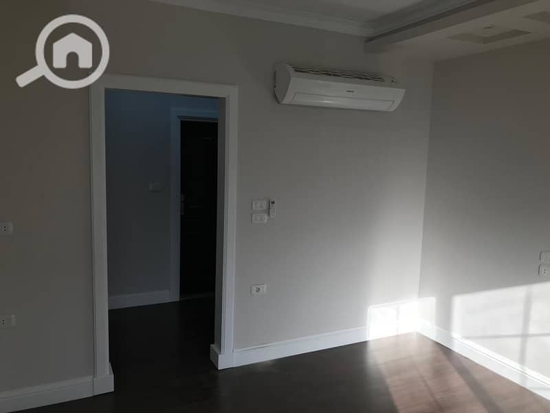 6 e115df20-10af-4c83-8a60-3453f645a636. jpg