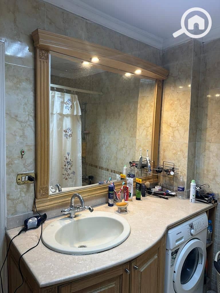 5 5eee6b0b-426a-4617-8107-295d931b1b73. jpeg