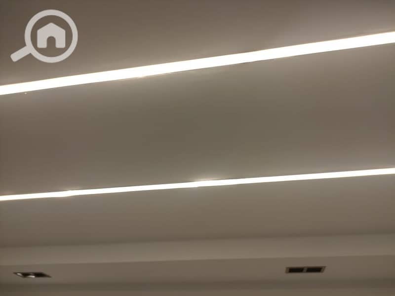 4 ceab4710-3969-48df-88cc-6688c935dabc. jpg