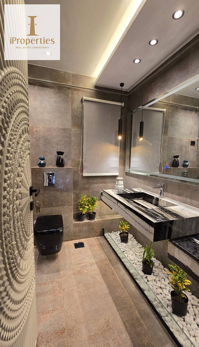 4 aeb554ad-6b5d-4f01-8e2a-74b6533d34cb. jpeg