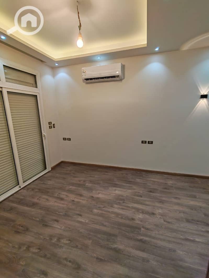 6 WhatsApp Image 2025-10-06 at 10.41. 42 AM. jpeg