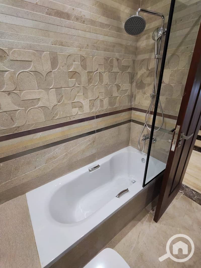 8 WhatsApp Image 2025-10-06 at 10.41. 43 AM (2). jpeg