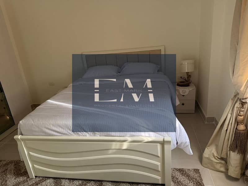 2 0b13e9fc-9402-4d76-b5af-e75accf43442. jpg