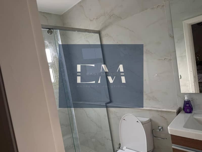 12 fd09ace9-3cc3-413f-9e36-0870f14d2543. jpg