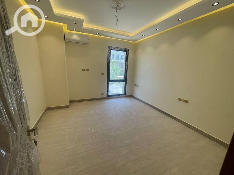 4 WhatsApp Image 2026-01-06 at 4.02. 19 PM (1). jpeg