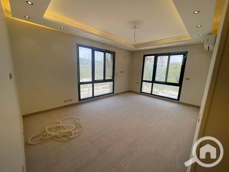 6 WhatsApp Image 2026-01-06 at 4.02. 20 PM. jpeg