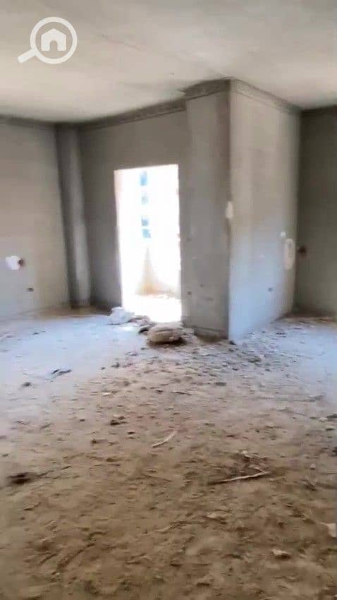 5 WhatsApp Video 2025-12-03 at 2.56. 59 PM - frame at 0m4s. jpg