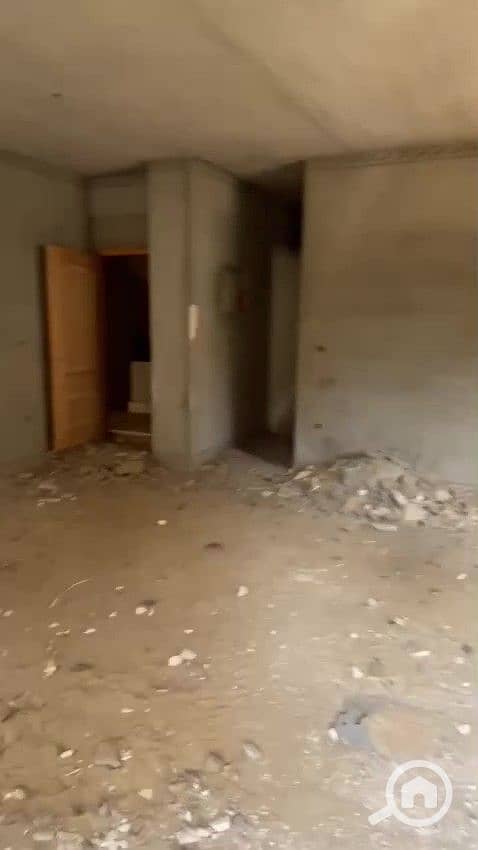 7 WhatsApp Video 2025-12-03 at 2.56. 59 PM - frame at 0m17s. jpg