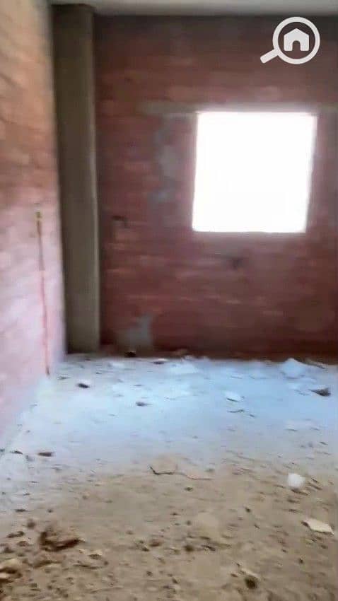 9 WhatsApp Video 2025-12-03 at 2.56. 59 PM - frame at 0m26s. jpg