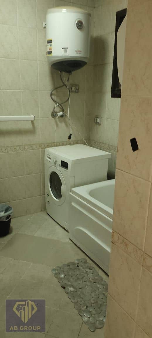 6 4f7d0bfa-6b05-46ee-a857-eaf75ee5beed. jpg