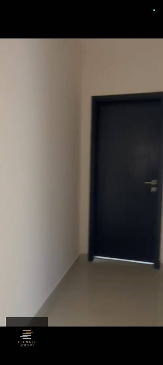 5 WhatsApp Image 2026-01-06 at 4.45. 13 PM (1). jpeg