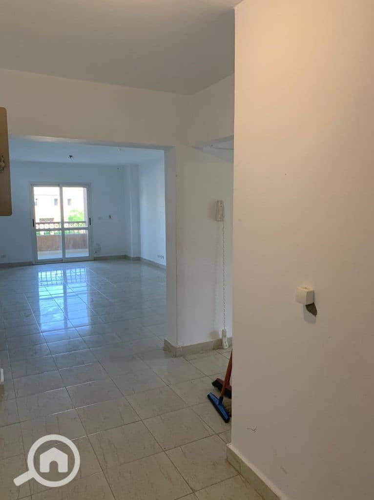 2 231b43ce-a166-475e-9d91-502fa49a4b6c. jpg