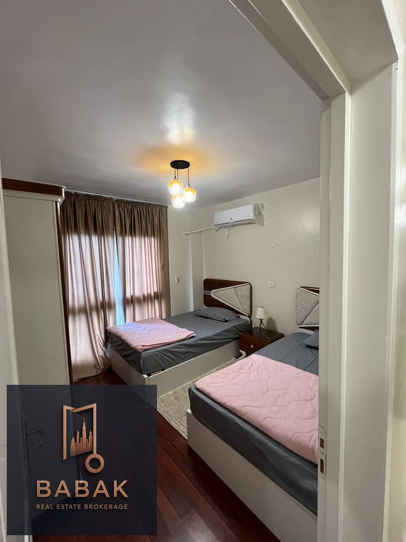 10 4185a1e8-352a-4677-98b7-6da6f1b3c066. jpg