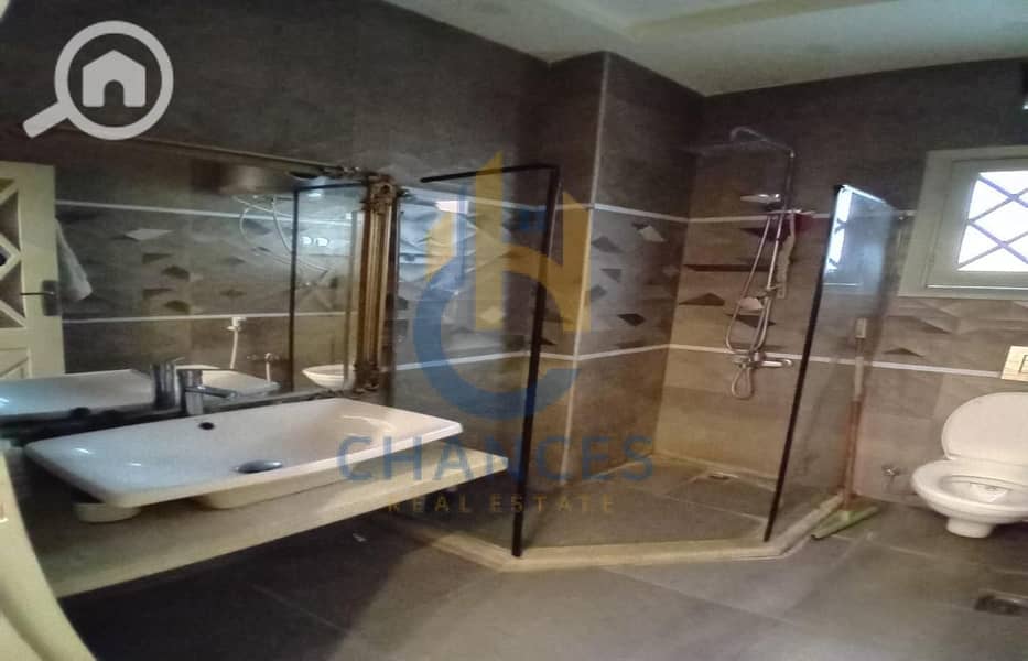 8 WhatsApp-Image-2025-11-05-at-1.35. 10-PM. jpg