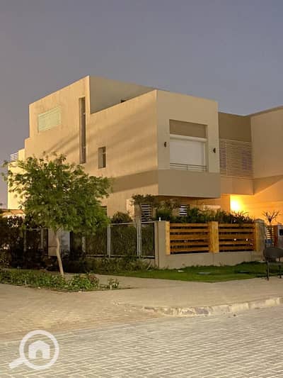 تاون هاوس 4 غرف نوم للبيع في 6 أكتوبر، الجيزة - 5def52f5-9910-4b36-9117-17577b9ea275. jpg