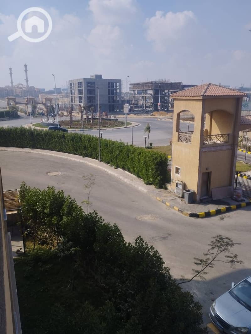 10 ef91002d-1a2f-4d94-aef6-6ab7ada9b341. jpeg