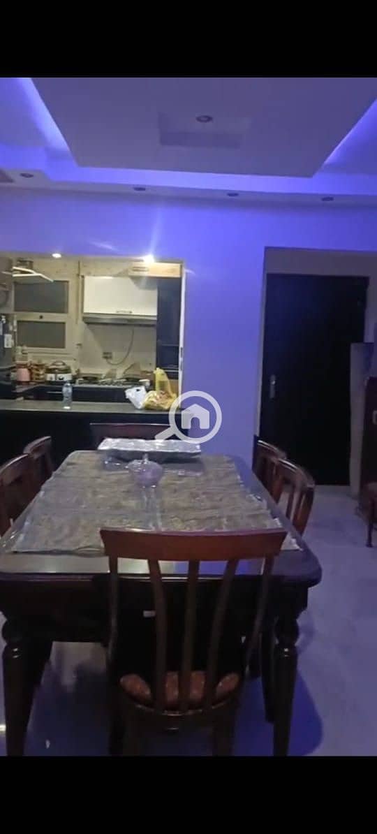 2 d76ec40f-4838-4f53-bb35-471b86c31d2e. jpeg