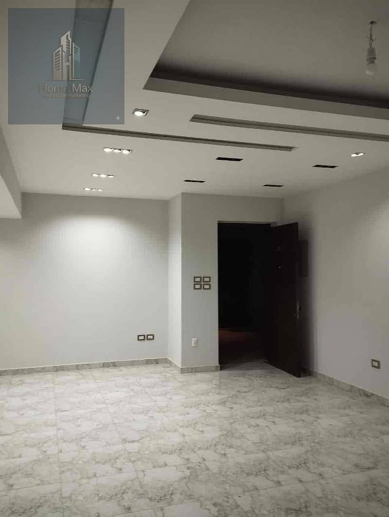 9 fccceeda-b0f2-4750-a1cc-9b0ae9e5cabc. jpg