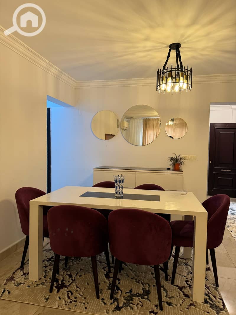 4 4107e543-01eb-487c-a4d6-411c6b683426. jpeg