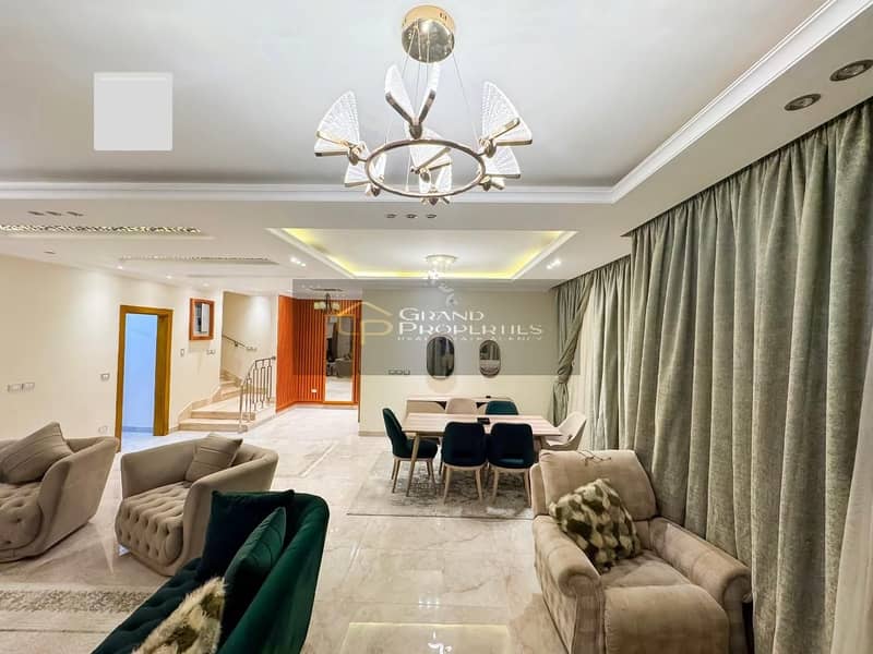 4 96dcedbe-fe6b-4112-94f6-2bf19e5d6f13. jpg