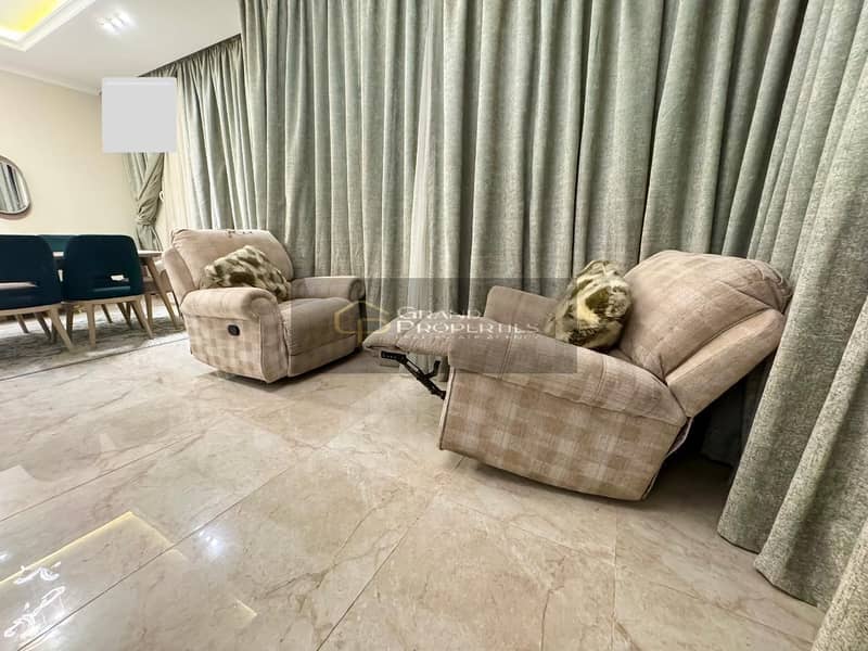 5 4a80afc0-4030-4a20-b03a-fd4af411f0d3. jpg