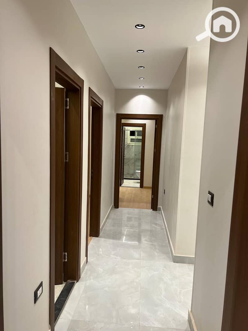 3 8f0b5b55-72ab-4490-bfcb-625125cc8f5a. jpeg