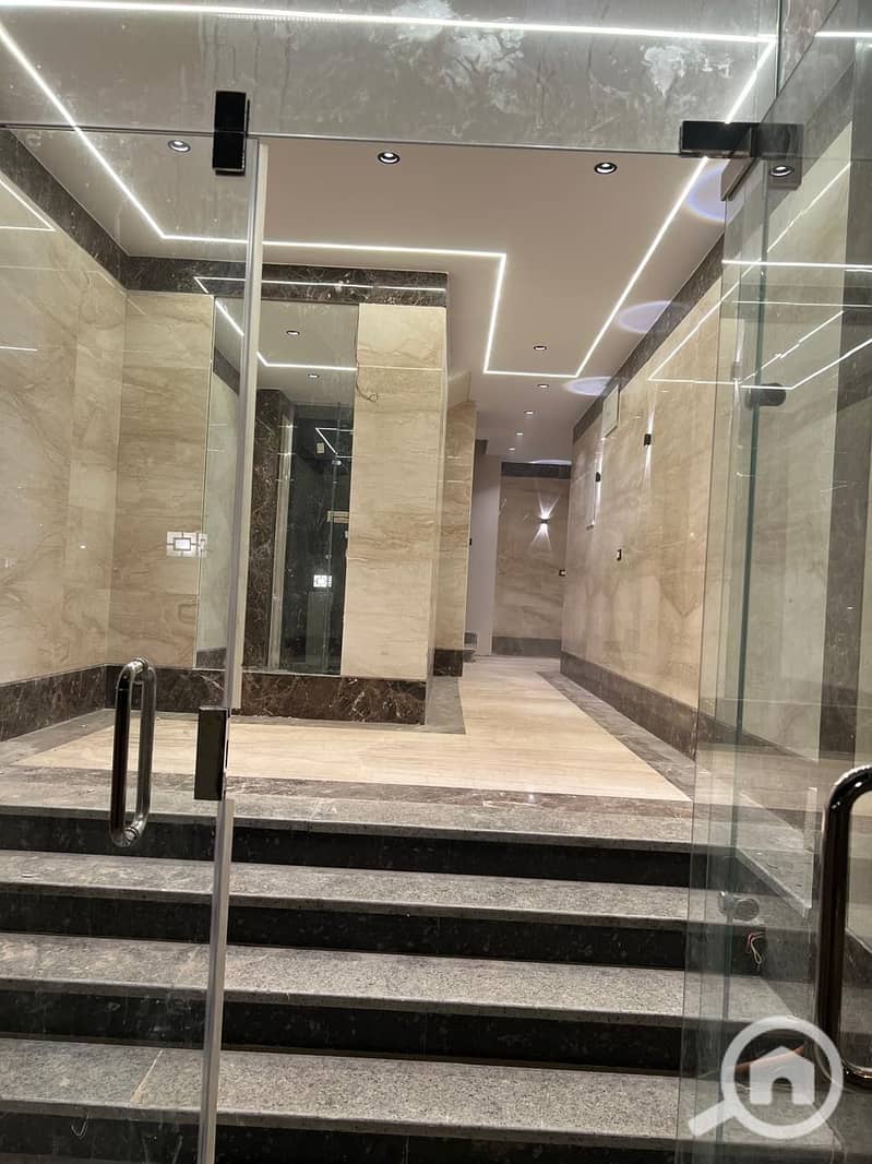 11 955d6be1-22de-49b9-9216-53f78c371a22. jpeg